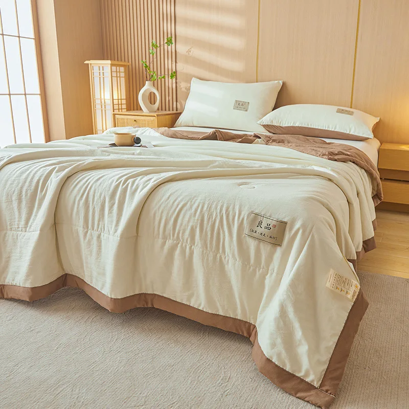 

Прохладное стеганое одеяло из полиэстера/хлопка 7A