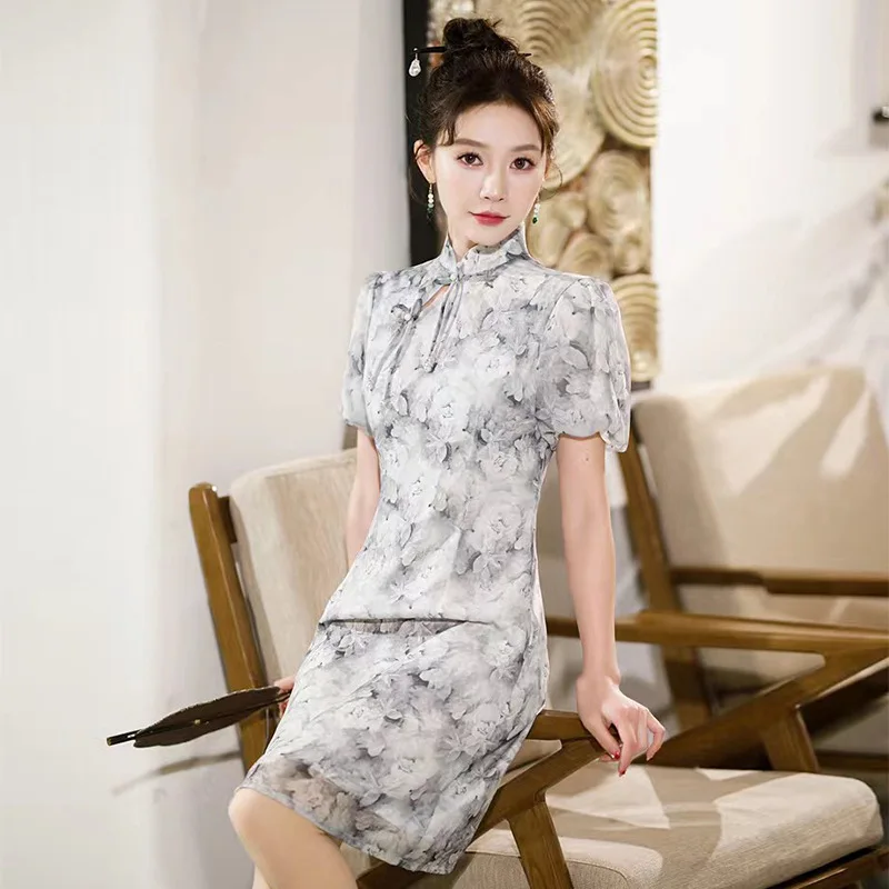 Традиционное женское шифоновое платье-Ципао трапециевидного силуэта с пышными