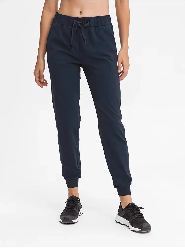 Рисунок 4 - Женские леггинсы для фитнеса Lulu