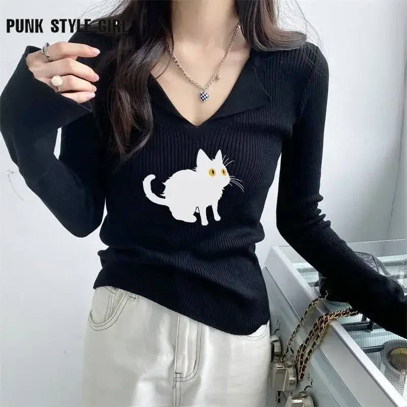 Свитер женский трикотажный с длинным рукавом и V-образным вырезом