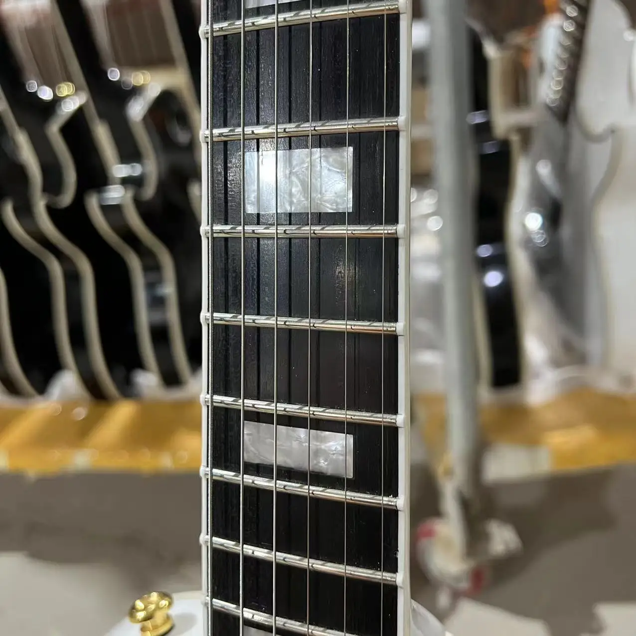 Белая оригинальная фотография строя-o-Matic Перемычка Лада Высококачественная гитара бесплатная доставка