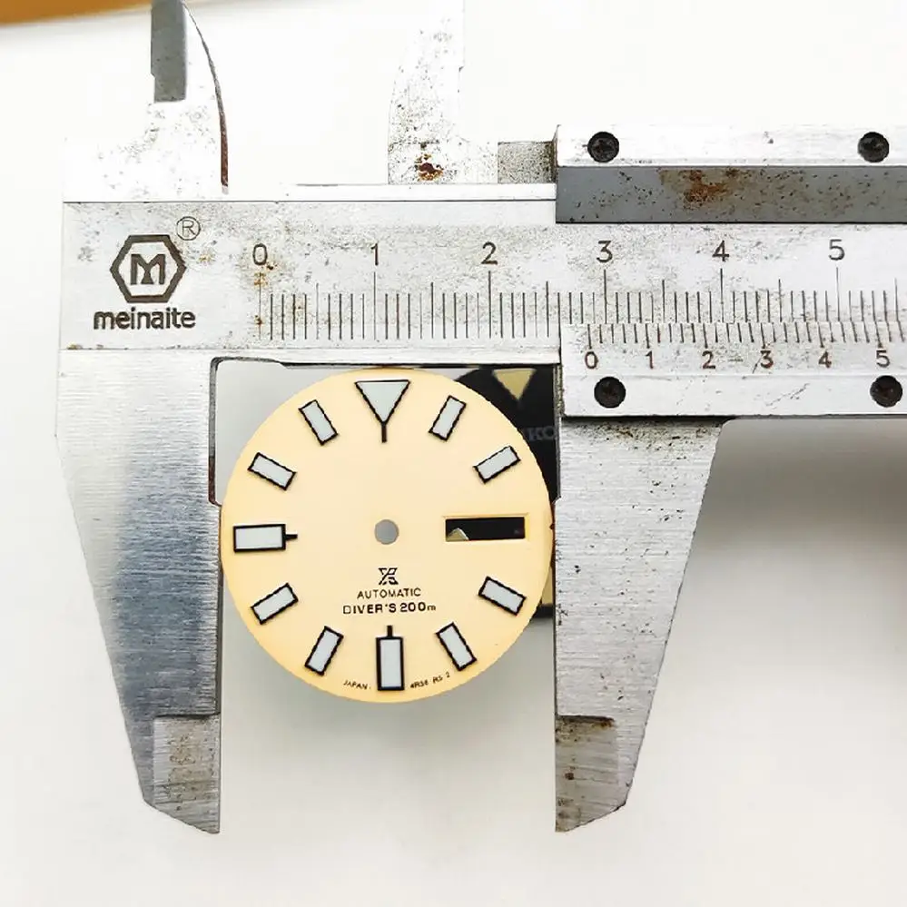 Watch accessories vintage dial black yellow with green luminous for men's mechanical watches nh35/36 movement 28.5 mm dial