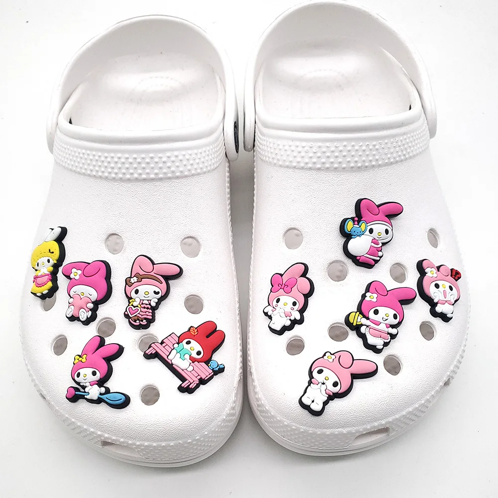 

Single Sale Sanrio Fifure Melody Shoe Buckle Wholesale Sneakers Slippers Cartoons PVC Decorations Croc Clog Kid X-mas Party Gift