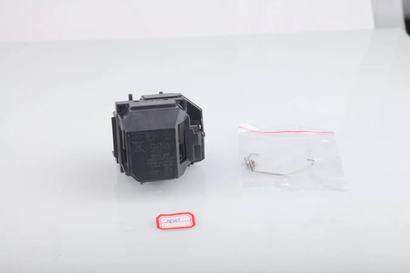Фото Для ELPLP54 Аксессуары ламп проектора подходят для EPSON H312A/H312B/H312C/H319A/H327A/H327C/H328A/H328B/H328C/H331A/H331C №2