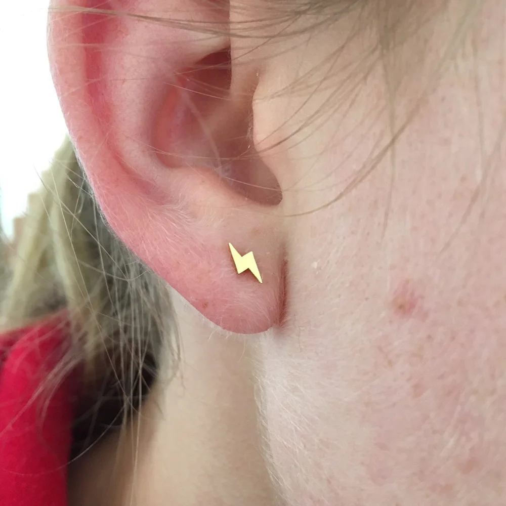 Серьги-гвоздики с плоскими Штангами пирсинг в виде скорпиона носа губ бижутерия