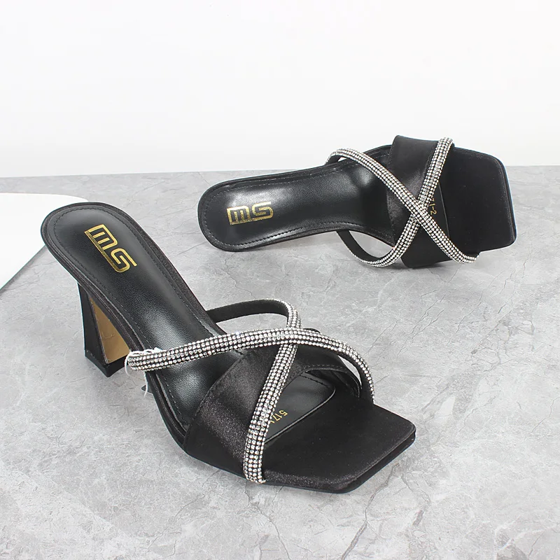 Женская обувь новинка 2024 летние шелковые сандалии на высоком каблуке с