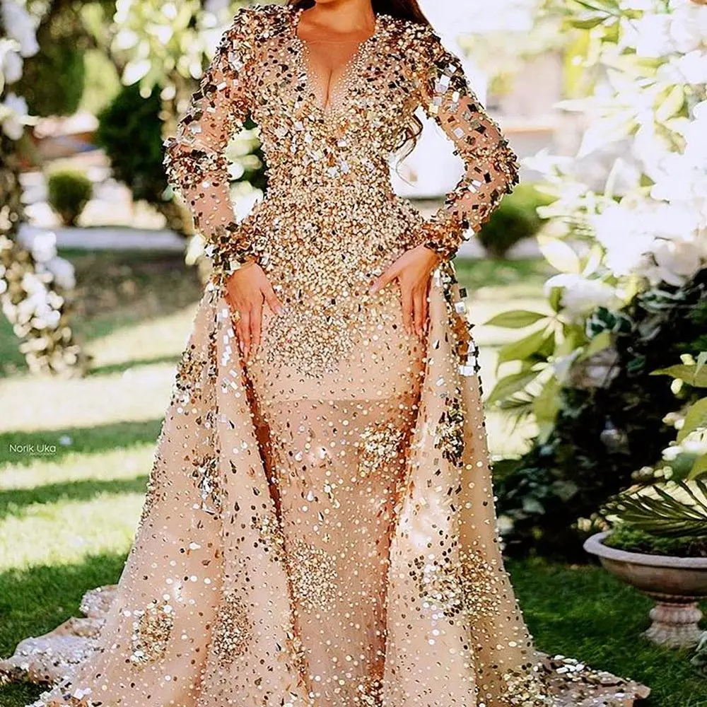 

2022 Arabic Aso Ebi Gold Sparkly Luxurious Prom Dresses Beaded Crystals Sheer Neck Evening Formal Party Second Reception Gowns