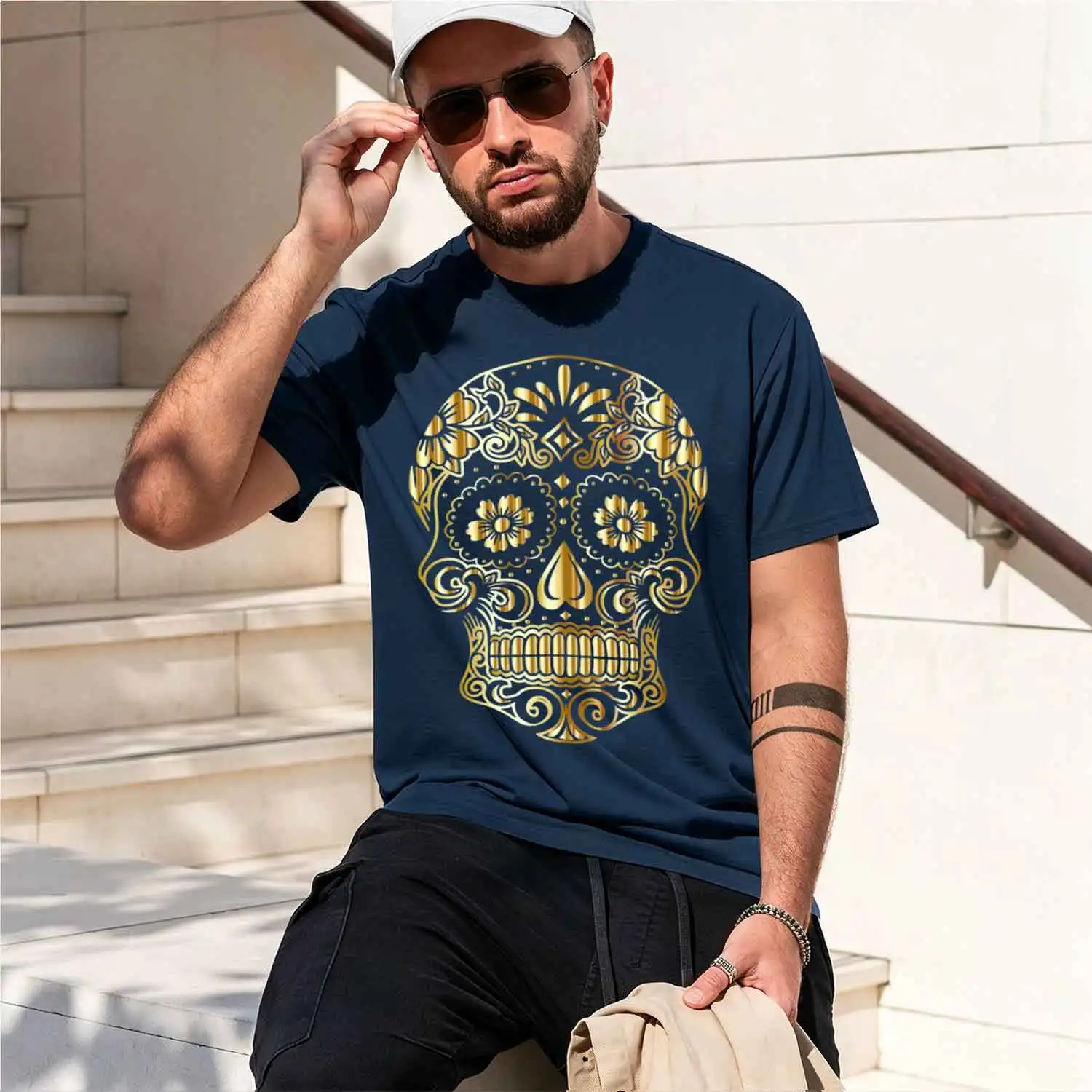 Фото Забавная футболка Mexan Sugar Skull 2021, новинка, золотая футболка с изображением сахарного черепа для мужчин, новая модель 2026 года, мужская футболка с коротким рукавом. №5