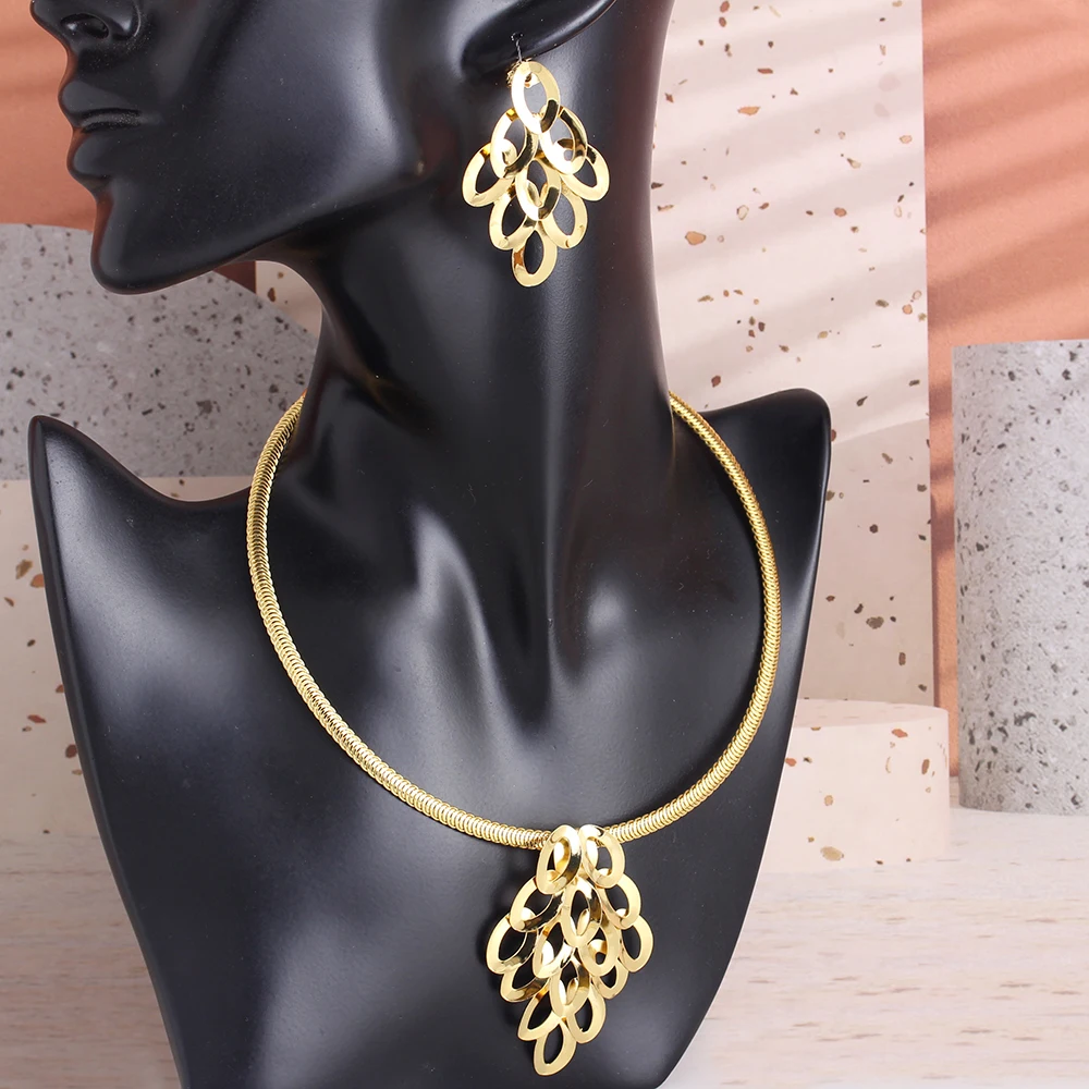 

2022 Trend African Gold Color Jewelry Sets For Women Fashion Dubai Wedding Bridal Earrings Necklace Pendant Jewelry Party Gift