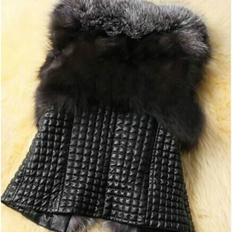 Women's Fur Jackets Fashion Black Faux Fur Vest to Keep Warm Coat Casual Sleeveless Jacket Fur Vest Tops 2022 Winter Winter New