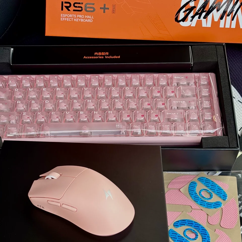 Беспроводная игровая мышь ATK Blazing Sky F1 V2 с сенсором PAW3950, ультралегкая (38 г), двухрежимная (2.4Gпроводная), эргономичная, с низкой задержкой, 8K, эспортная (art.: 3920daee12702) - 3920daee12702