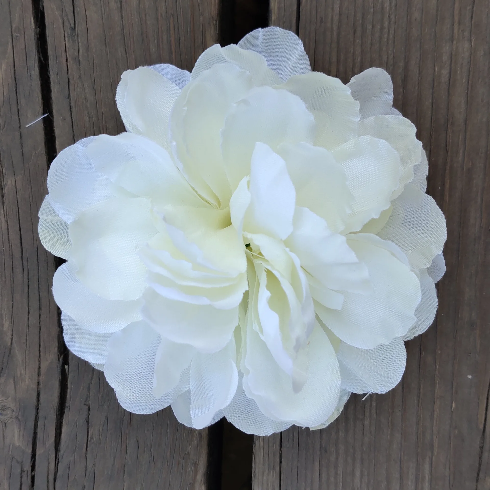 

200pcs Ivory Rose Artificial Silk Flower Heads Decorative Scrapbooking For Home Wedding Birthday Decoration Fake Rose Flowers