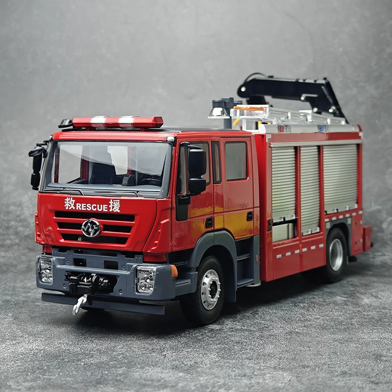 Металлическая модель автомобиля TAKARA TOMY SAIC IVeco Red Rock Jieshi 350 1:24
