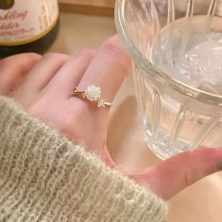 

Women's Ring Resin Rose Ring Opening Adjustable Fresh Handwear Engagement Rings for Women Jewelry for Women Luxury Wedding
