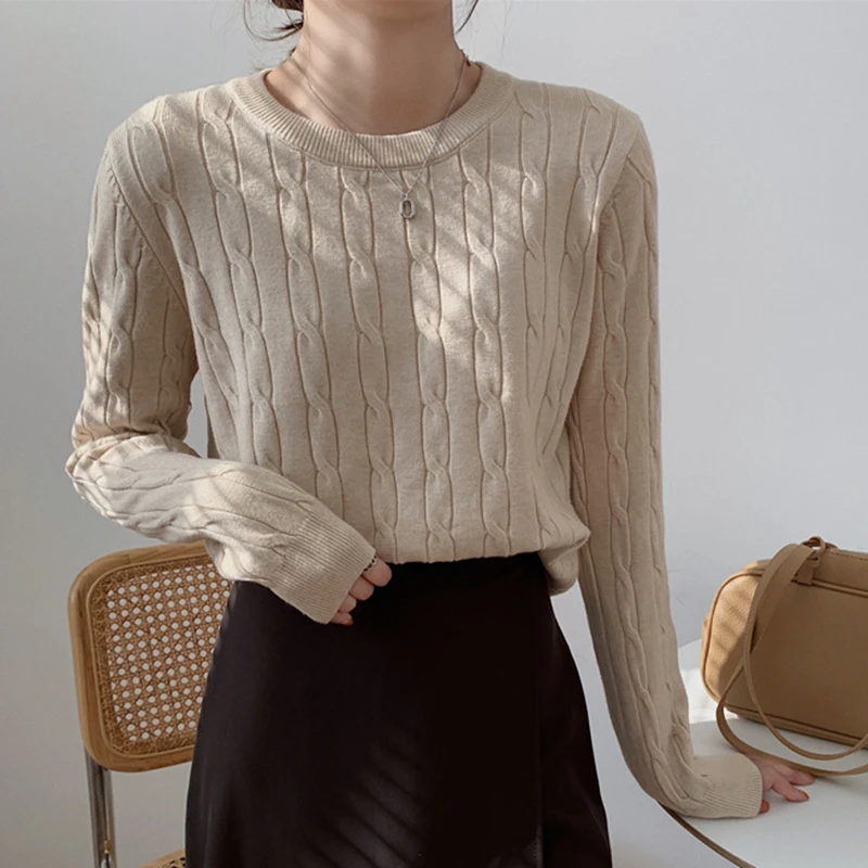 

Winter Women Korean Vintage Round Neck Sweaters Solid Loose Long Sleeve Ladies Kintted Pullover Sueter Causal Streetwear Female