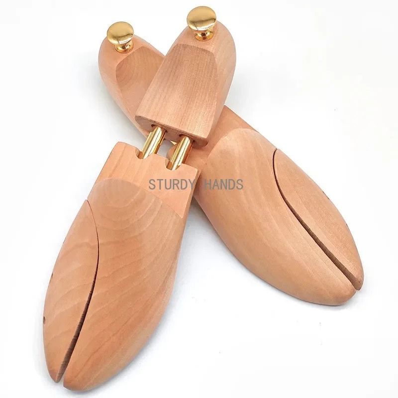 

Деревянные формирователи обуви из красного кедра