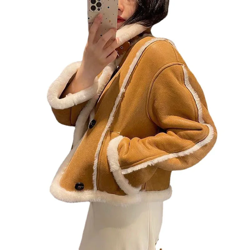 Women's Winter Sheepskin Coat Warm Short Motorcycle Fur Coat Ladies High Street Thick Down Faux Shearling Fur Jacket Female