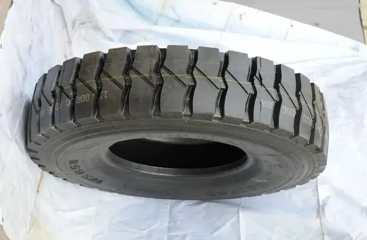 Производство грузовых шин по самой низкой цене хорошее качество 13r22.5 385/65R22.5