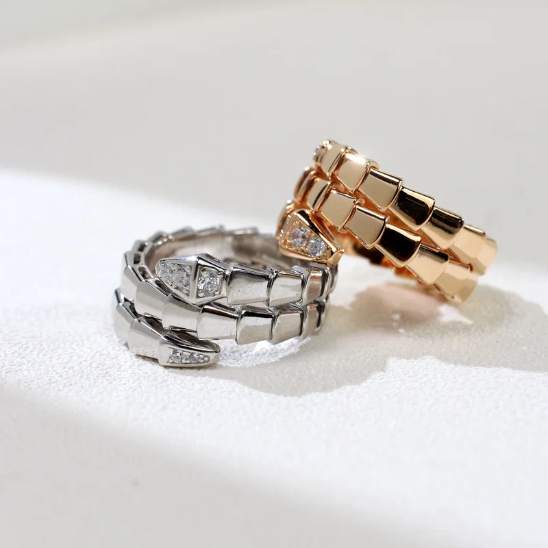 

Sterling Silver Color Classic Fashion Double Circle Snake-shape Ring Men And Women Couple Wedding Ring Luxury Fine Jewelry Gift