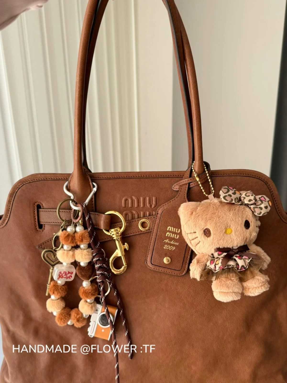 Милый BLAPINK Same Sle Hello Kit брелок для ключей с любовью плюшевая кукла сумка девочек