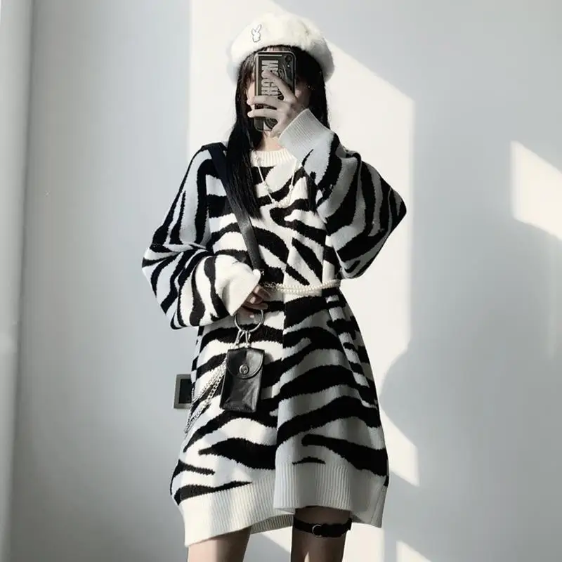 

Deeptown Striped Sweater Women Harajuku Streetwear Zebra Print Long Sleeve Pullover Winter Fall 2022 Goth Crewneck Clothes Kpop