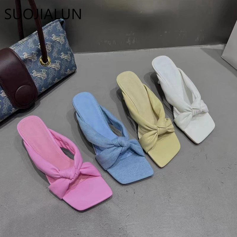 

Лето 2023, новинка, Брендовые женские тапочки SUOJIALUN, модные туфли-лодочки с бантом и открытым носком, без застежек, ЖЕНСКИЕ НАРЯДНЫЕ туфли-лодочки на среднем квадратном каблуке