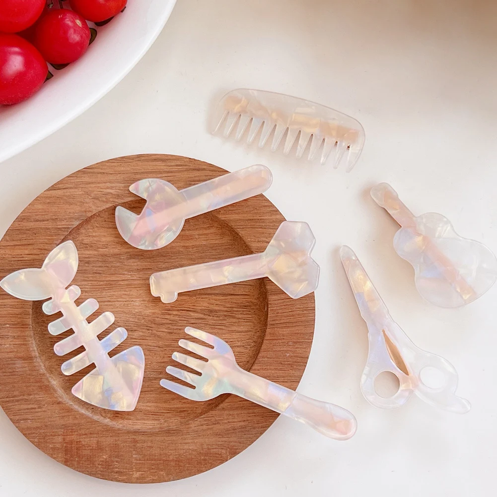 

1Pcs Children Cute Colors Geometric Scissors Heart Ornament Hair Clips Women Girls Lovely Sweet Hairpins Kids Hair Accessories