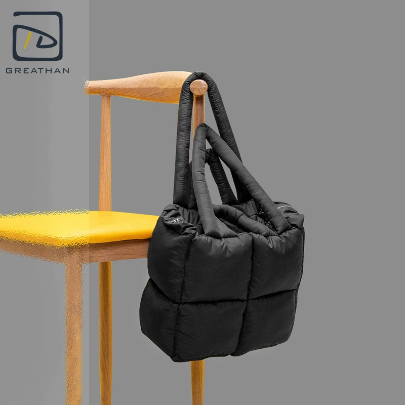 

GreatHan Small Quilted Padded Nylon Puffy Tote Bag