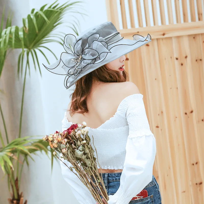 

S153 Women Luxury Bucket Hat Designer Nylon Fisherman Caps Black And White Transparent Cutout Summer Solid Color Beach Sun Hat