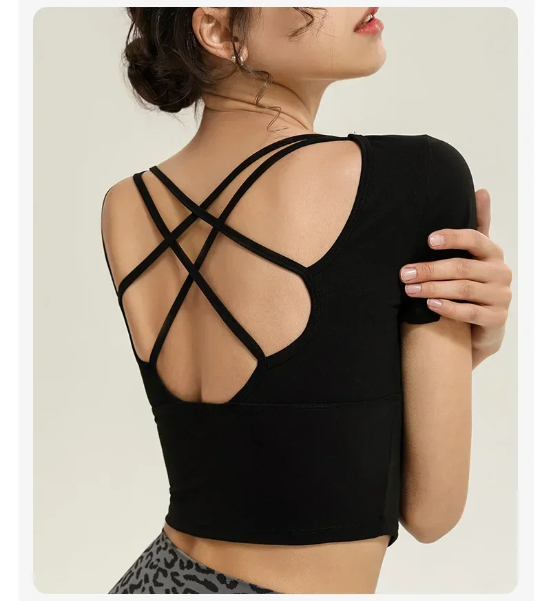 Европейская и американская короткая спортивная футболка с короткими рукавами