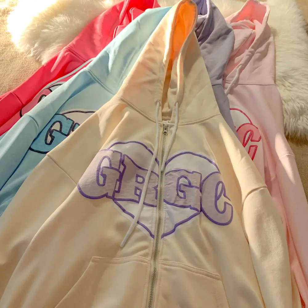 

Han edition of new fund of 2023 autumn loose long-sleeved cardigan jacket female students love letters printing hooded fleece