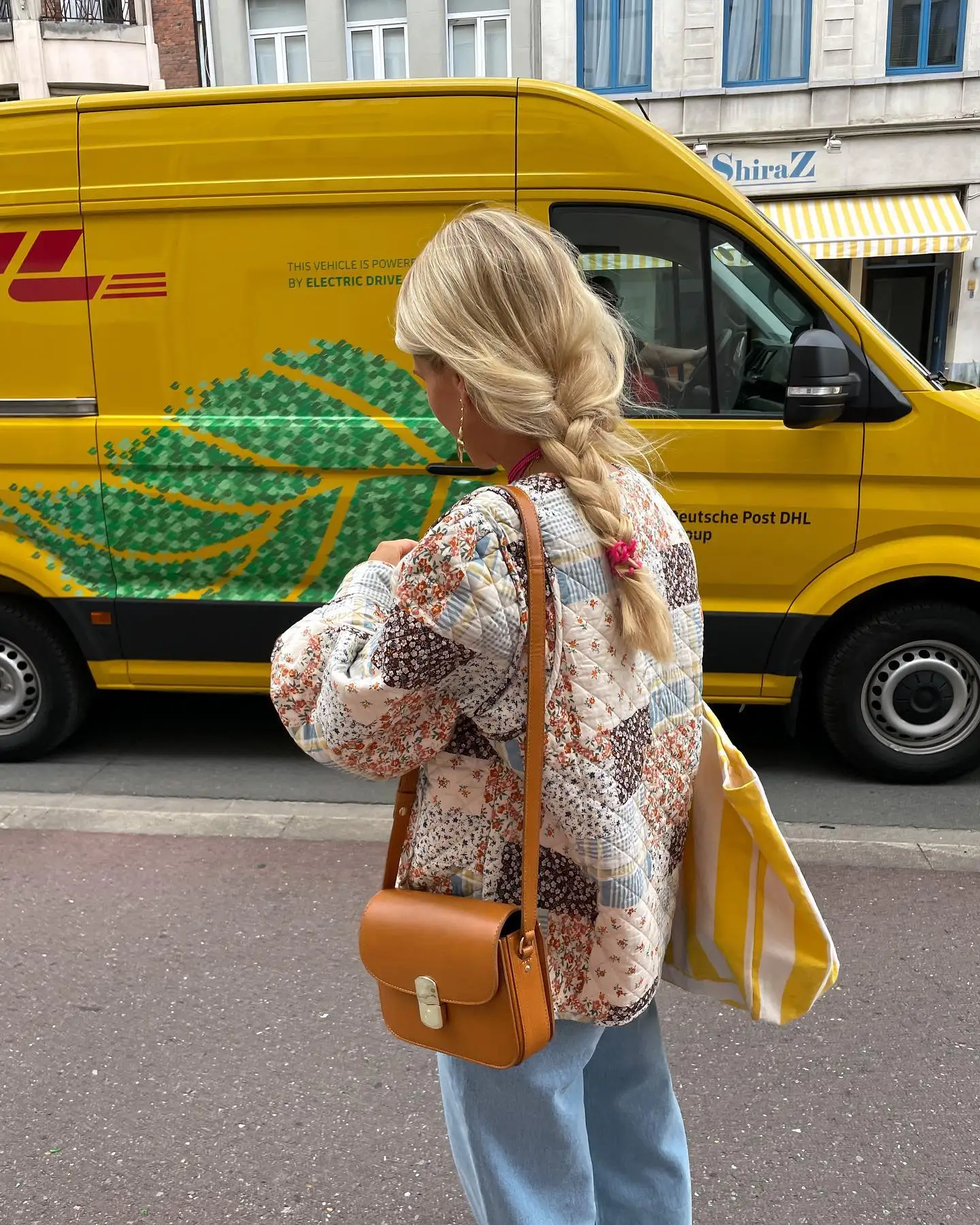 Рисунок 3 - RDMQ 2023 Лоскутные однобортные парки с принтом