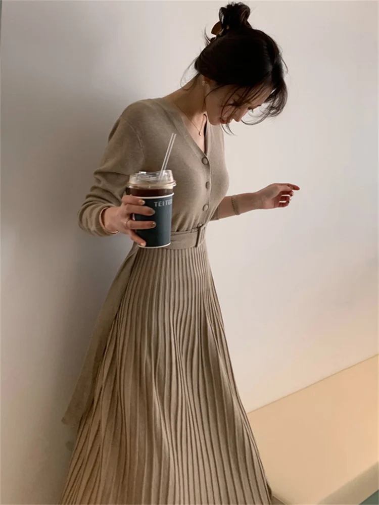 2022 New Women's Spring Autumn Temperamet Solid Color V Neck Button Belt All Match Pleated Long Dress For Fashion Y2k Clothes |
