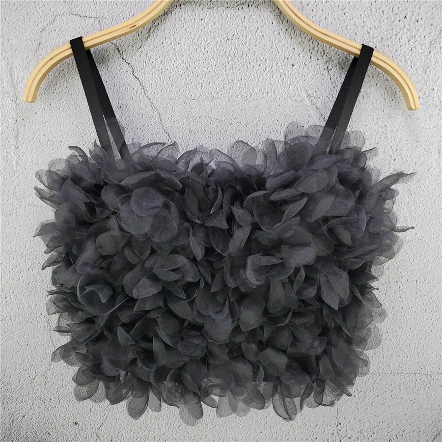 

Nightclub Summer Sexy 2021 Female Crop Top Harajuku Sleeveless Top Women Fairy Camis Tops With Built In Bra Push Up Bralette
