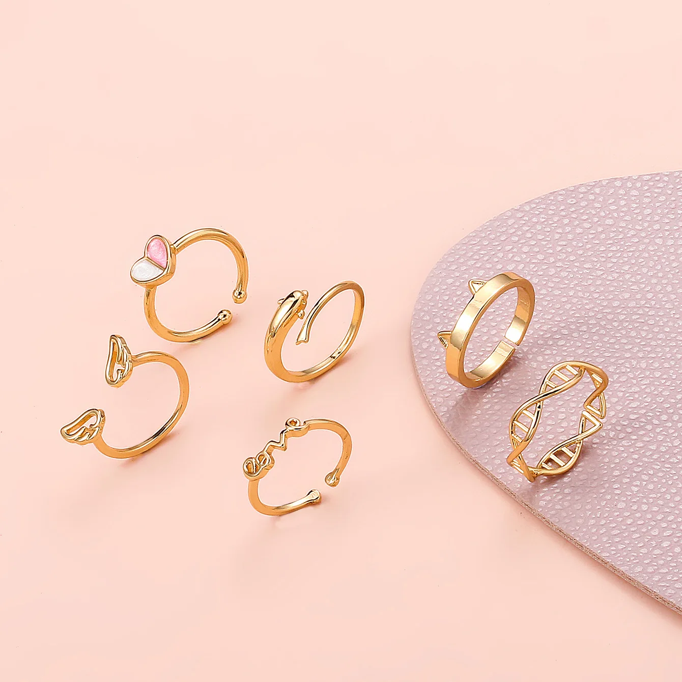 Кольцо с открытым носком женское регулируемый металлический узор в виде бабочки