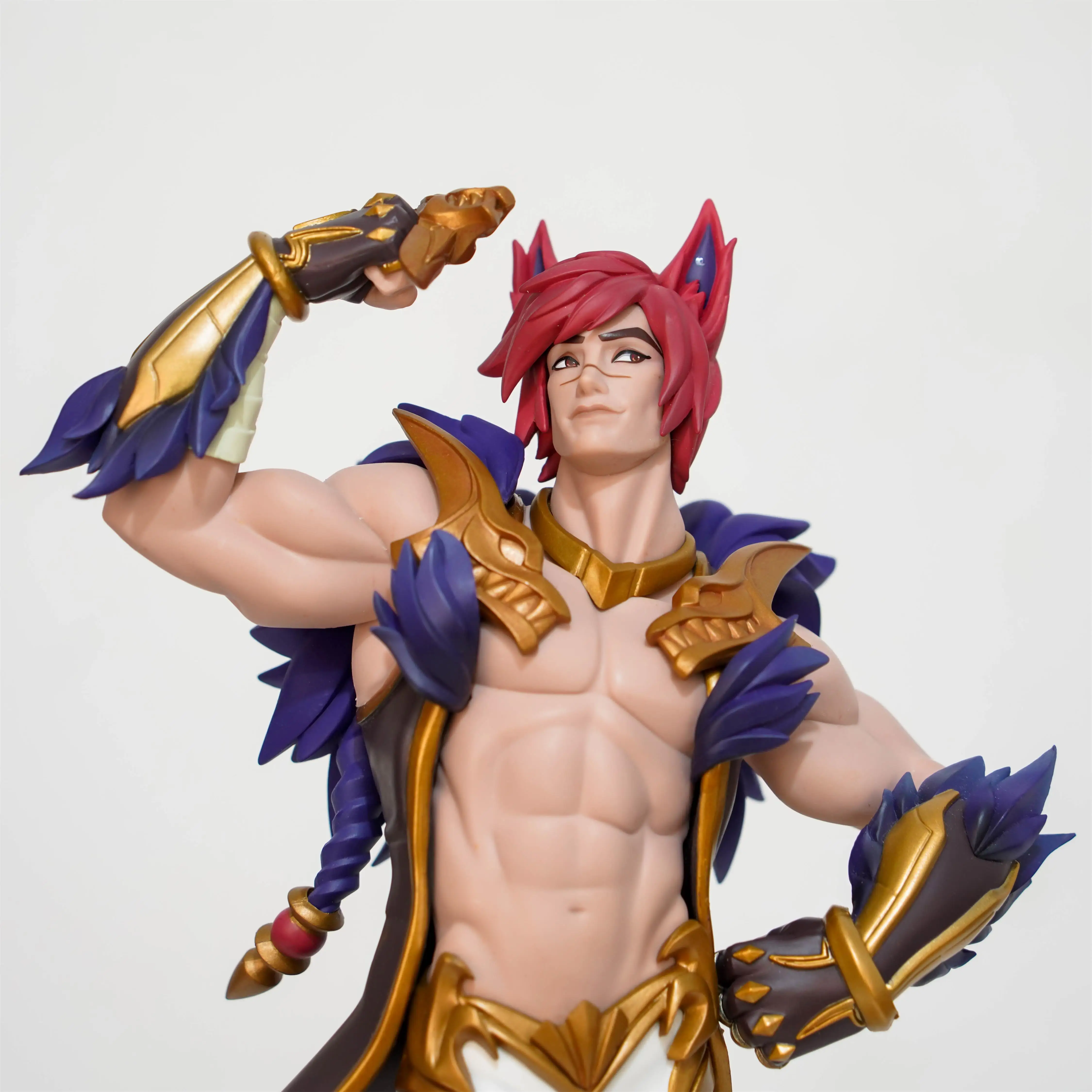 

Genuine Bulk League of Legends Sett Figure Medium and Large Sculpture Game Peripheral Collection Decoration