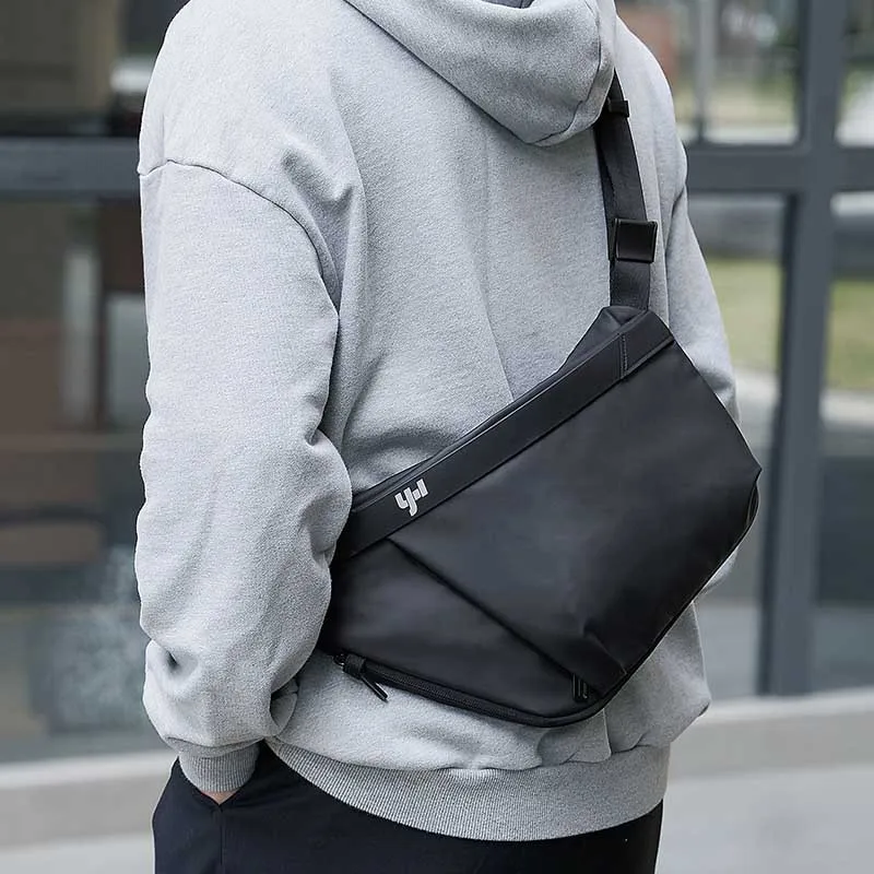 

Водонепроницаемая сумка через плечо премиум-класса для мужчин, модный мужской мессенджер на магните, легкая Минималистичная слинг-сумка на...