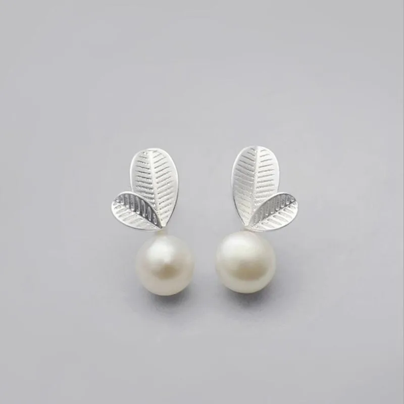 

Exquisite Fashion Silver Plated Pearl Bud Leaf Stud Earrings for Women Girls Jewelry