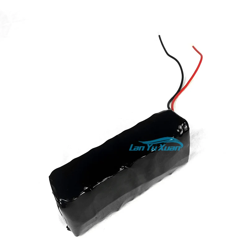 

Специальный литиевый аккумулятор для 25,2 V 5A UAV контроборудования