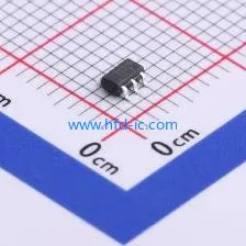 

(100 шт.) 100% Новый чипсет Женский, ME4084AM5G, фонарь