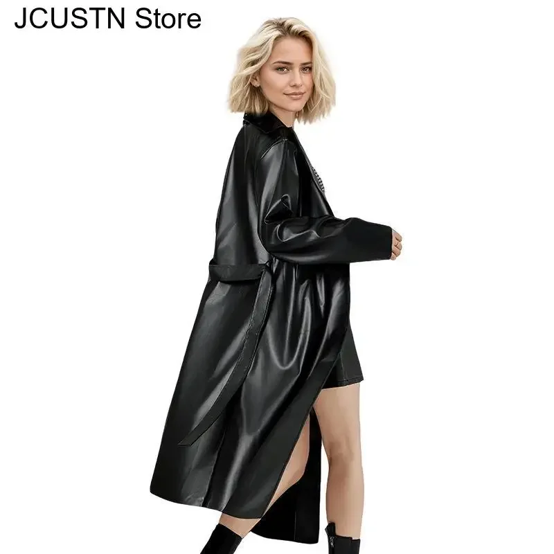 Длинный женский плащ из искусственной кожи