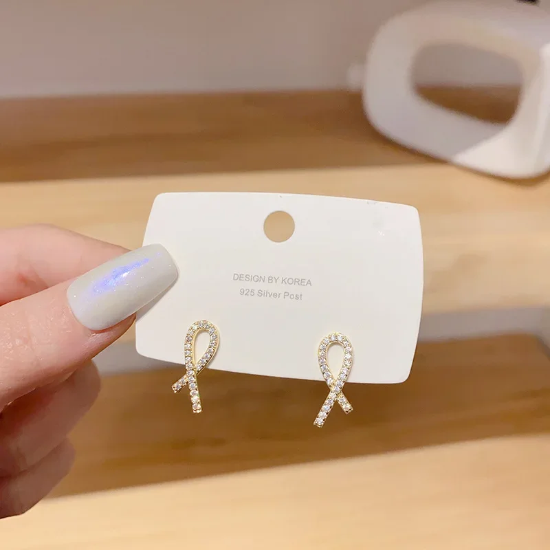 Модные элегантные универсальные серебряные серьги-иглы новый стиль свежий