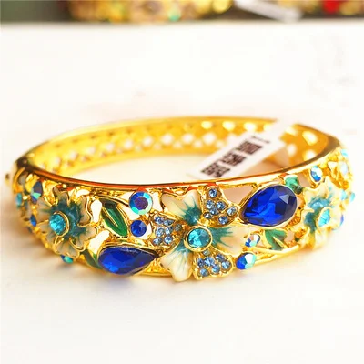 

inlaid with Diamond Fashion Large Circle Bracelet oval opening hollow jewelry Cloisonne quality old Beijing brand Bracelet