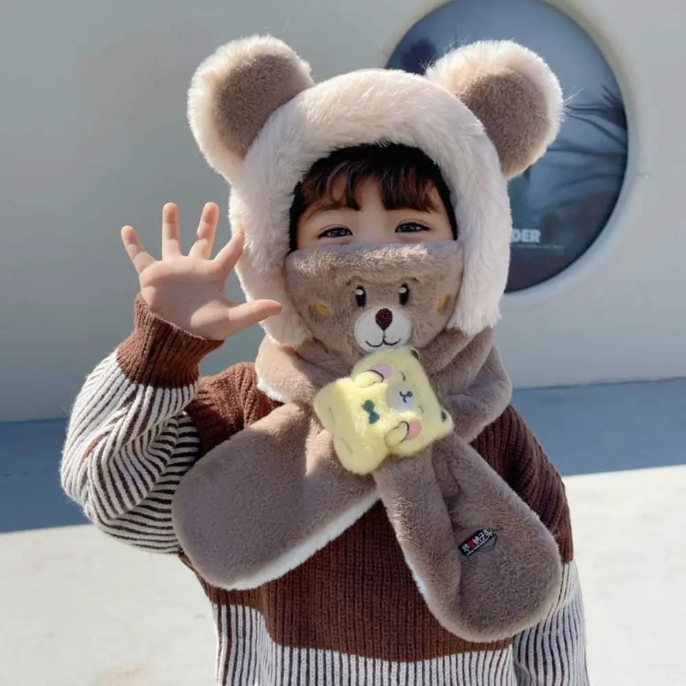 Рисунок 4 - Однотонная плюшевая шапка с медведем