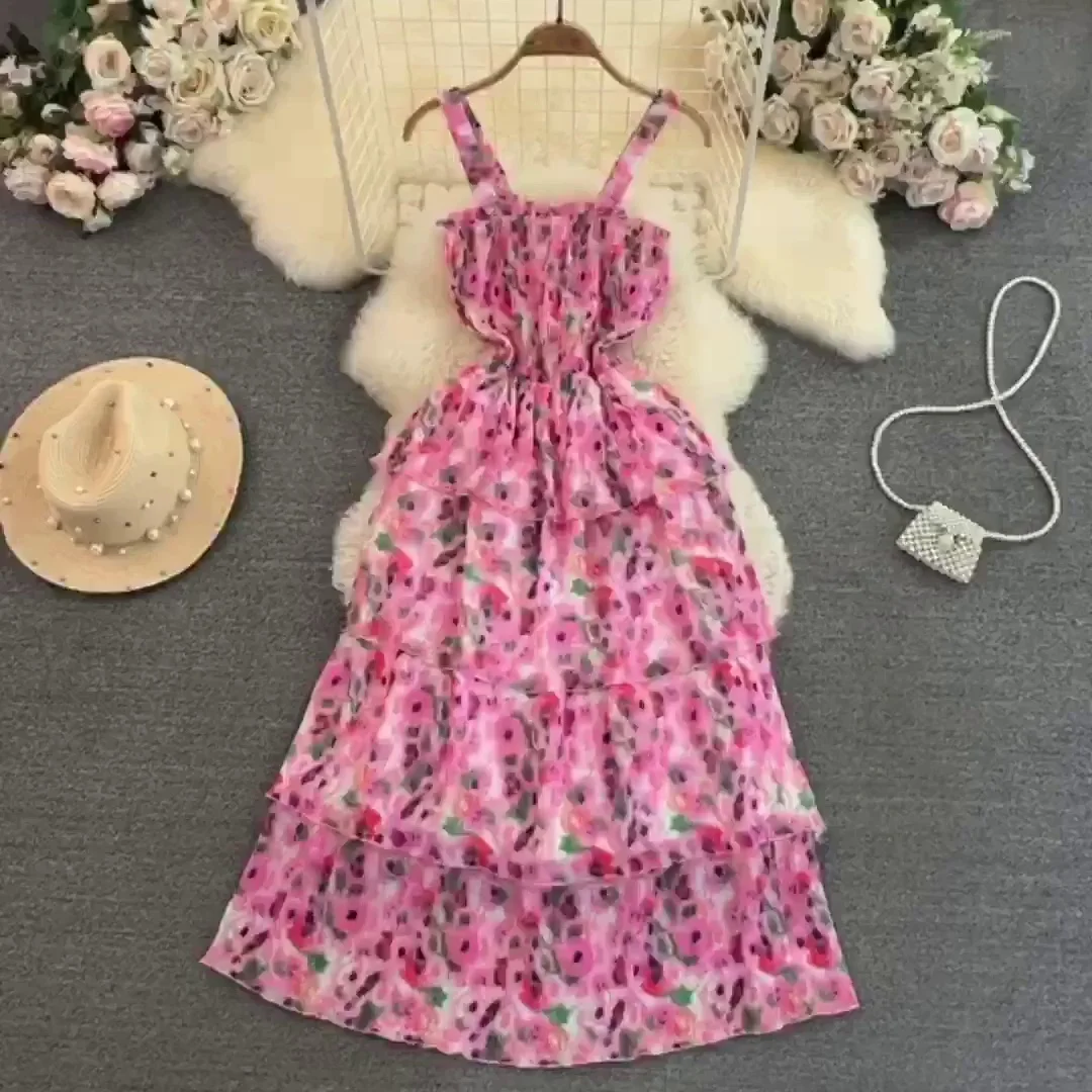 

Платье-комбинация в пляжном стиле, с квадратным вырезом и цветочным принтом, лето 2023