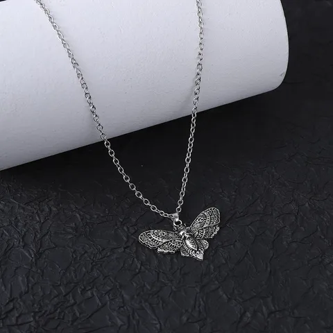 Ожерелье Death Moth  minzhaoxiong