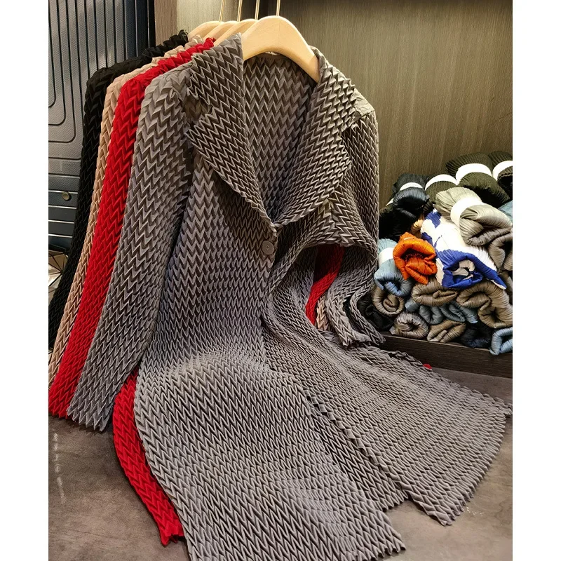

Miyake Original Temperament Commuter Lapel Wave Pattern Pleat Trench Coat Female Fall Fashionable Versatile Jacket Long Section