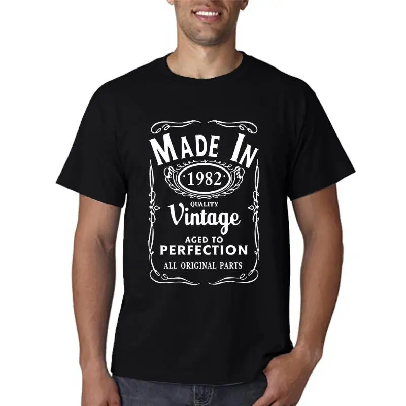 

Made in 1982 T-Shirt Born 34th Year Birthday Age Present Vintage Funny Mens Gift men's top tees