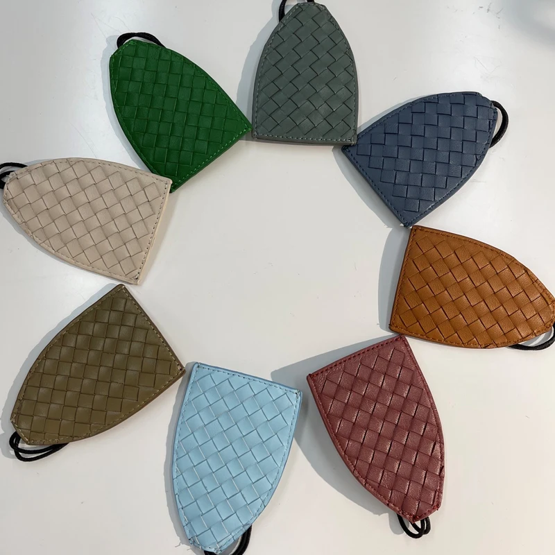 2022 New Pull-out Authentic Leather Sheepskin Hand-Woven Car Key Ring Waist Pendant Unisex Key Cover Case Compact Carrying Case