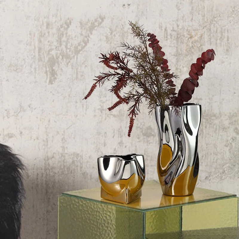 

Mini Art Decorated Flower Vase Flowerpot Modern Decorative Vases Flower Pots Desk Home Decorations Macetas Home Accessories